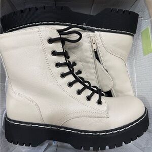 Stylish Cream Lace-Up Ankle Boots